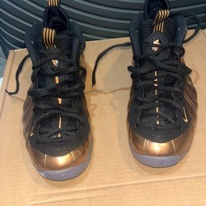 Mens Nike Rose Gold and black Foamposite size 10